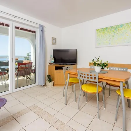 Petak 2 Apartment