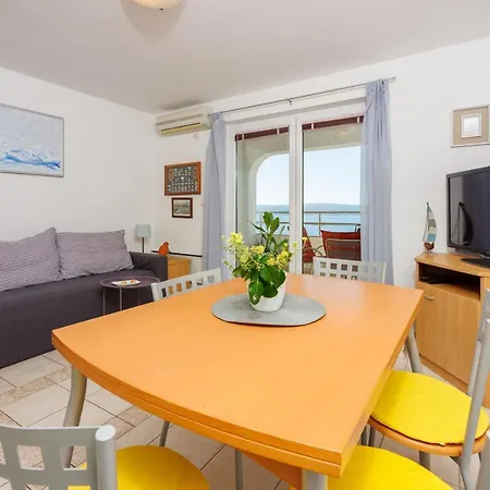 Petak 2 Apartment Dramalj