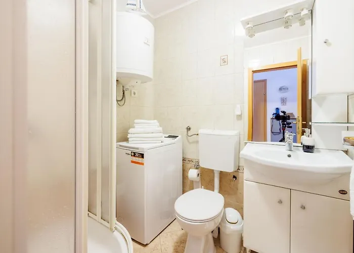 Petak 2 דראמליי